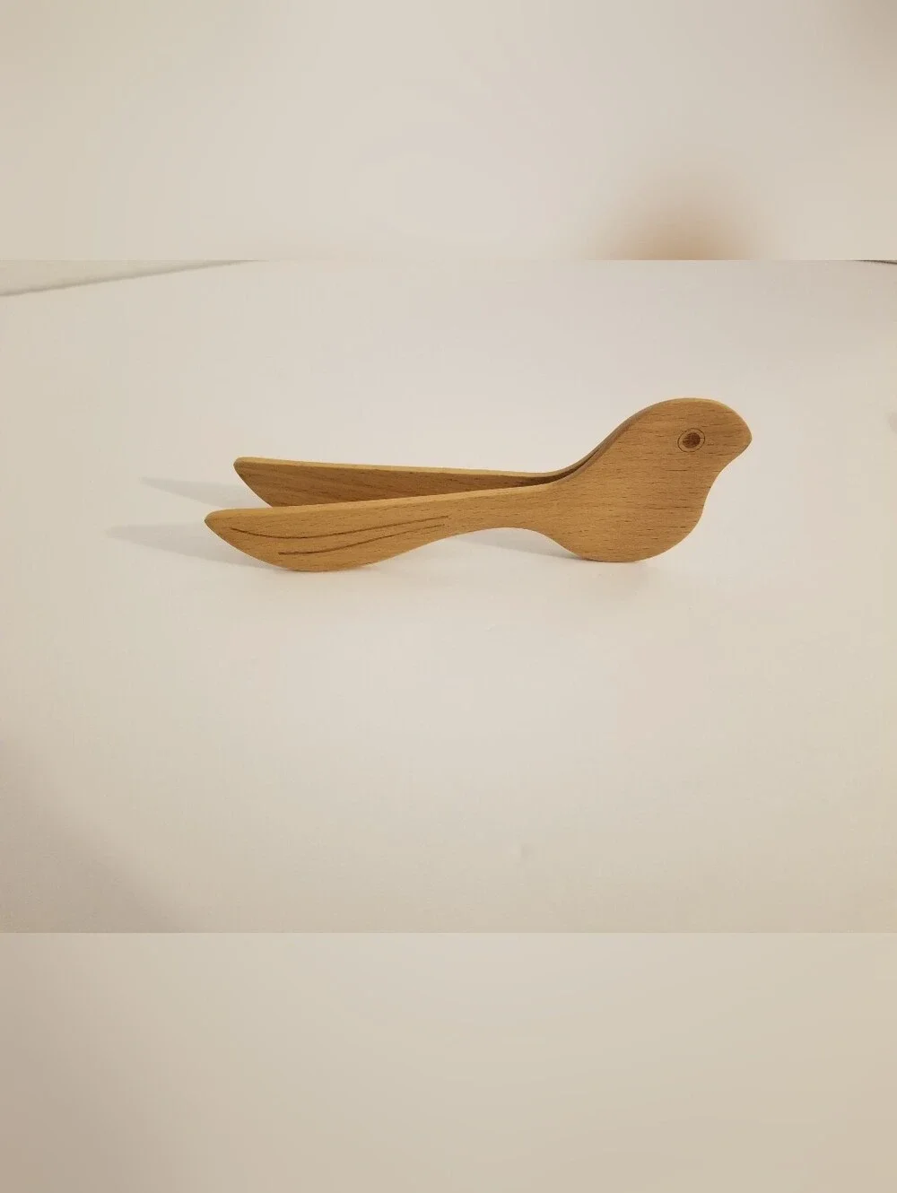 Kikkerland Natural Brown Beachwood Wooden Bird Toaster Tongs Magnetic